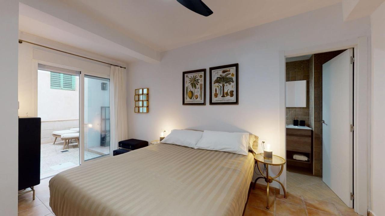 Holisplace- Lovely Apartment In Downtown Аликанте Екстериор снимка