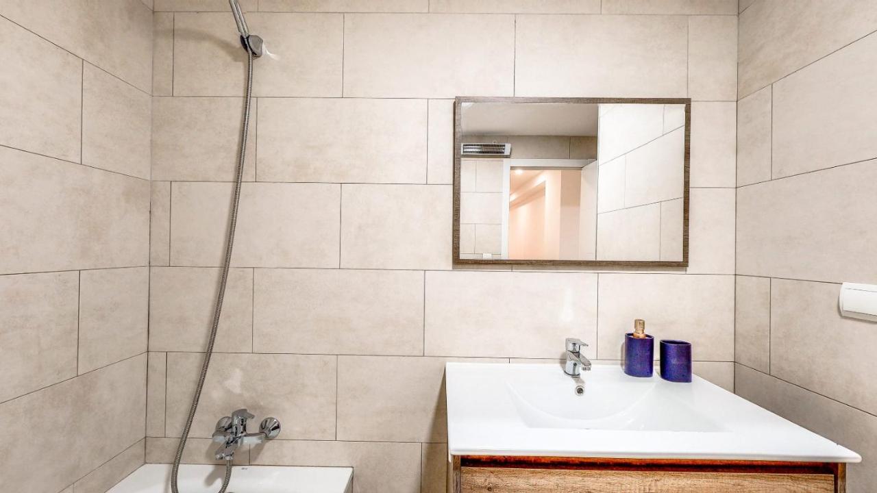 Holisplace- Lovely Apartment In Downtown Аликанте Екстериор снимка