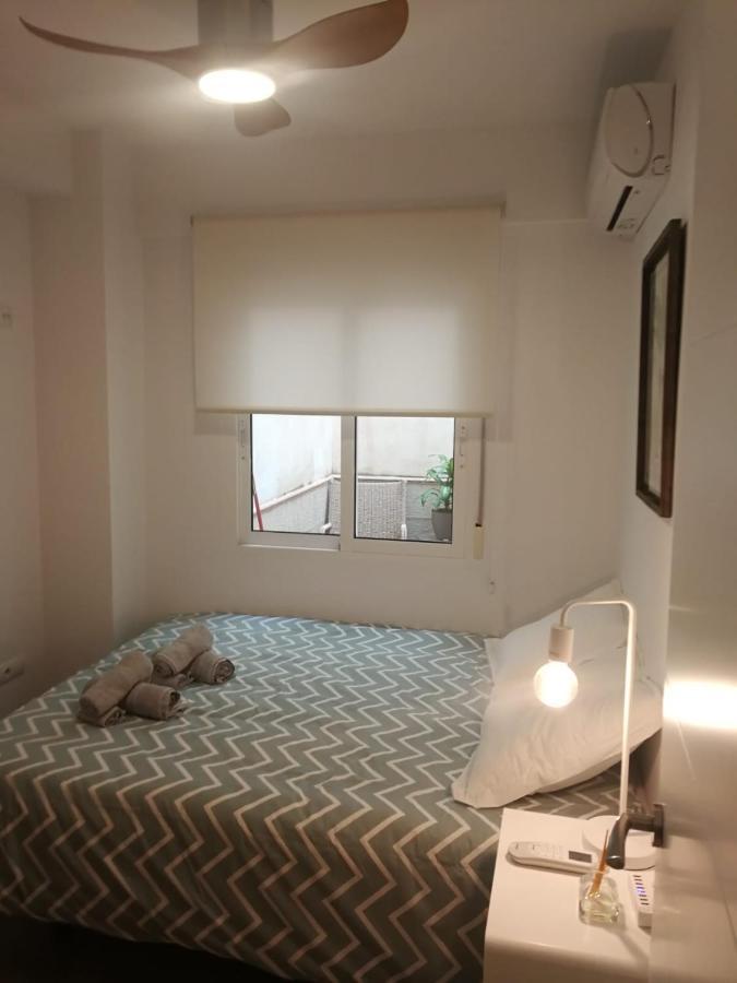 Holisplace- Lovely Apartment In Downtown Аликанте Екстериор снимка